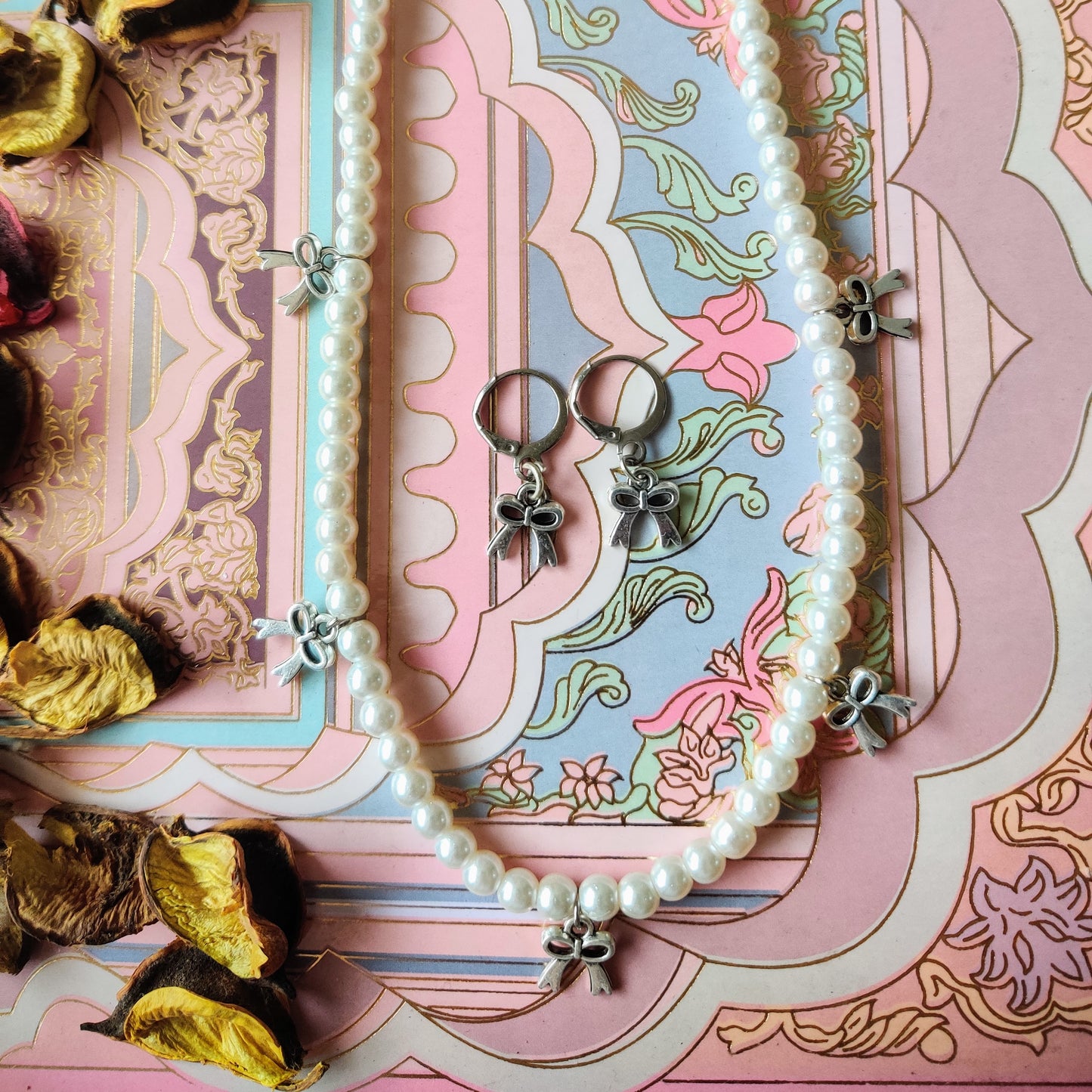 Pearl Necklace with Bow Charm