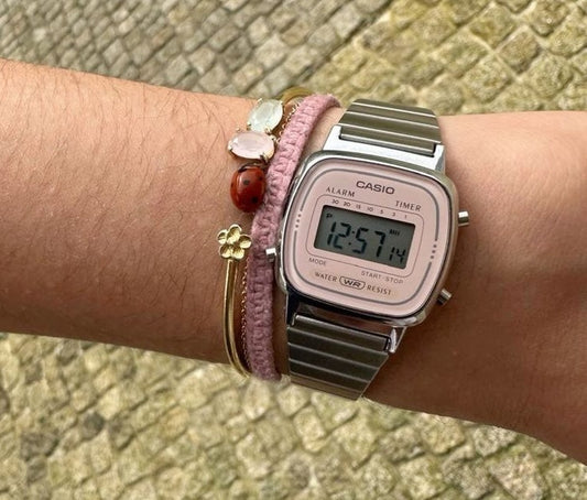 How to Stack Bracelets Elegantly (Minimal to Statement Looks)