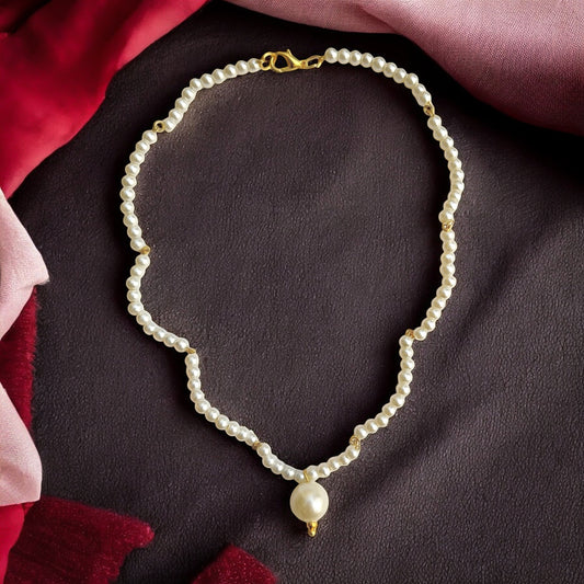 Pearl Twirl Necklace